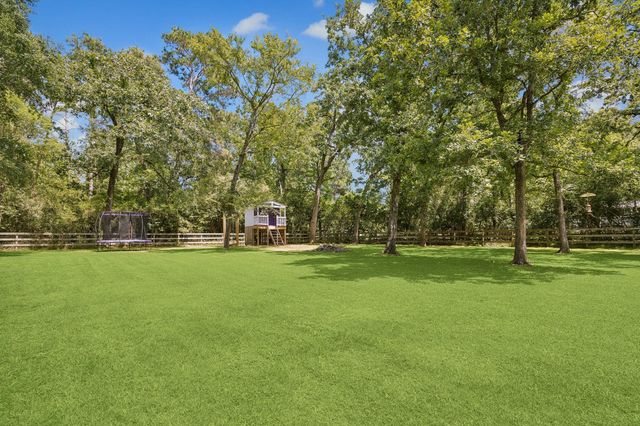 40602 Desota Road, Magnolia, TX 77354