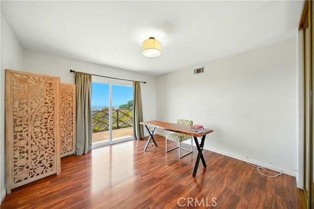 521 Baseline Road, La Verne, CA 91750