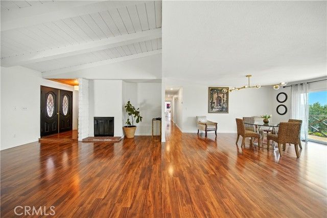 521 Baseline Road, La Verne, CA 91750