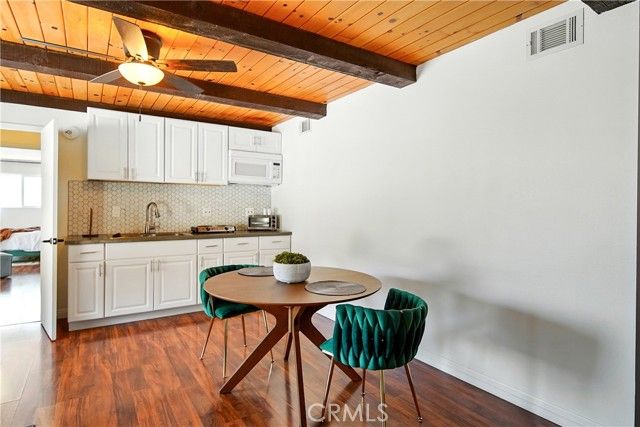 521 Baseline Road, La Verne, CA 91750