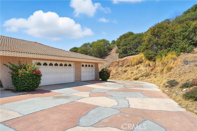 521 Baseline Road, La Verne, CA 91750