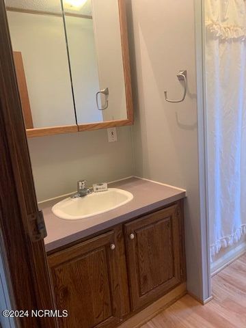1674 White Oak River Road, Maysville, NC 28555