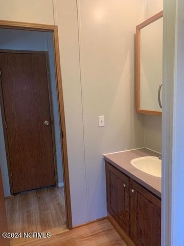 1674 White Oak River Road, Maysville, NC 28555