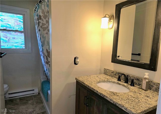 11162 Northwood Avenue NE, Bolivar, OH 44612