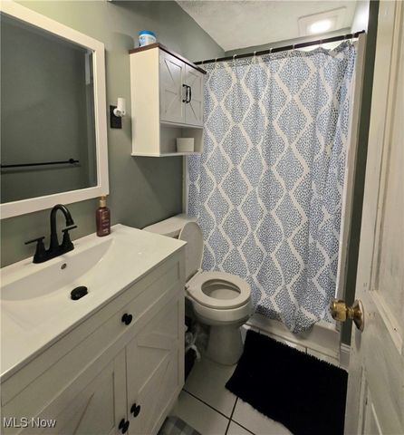 11162 Northwood Avenue NE, Bolivar, OH 44612