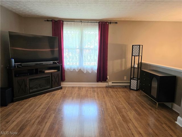 11162 Northwood Avenue NE, Bolivar, OH 44612