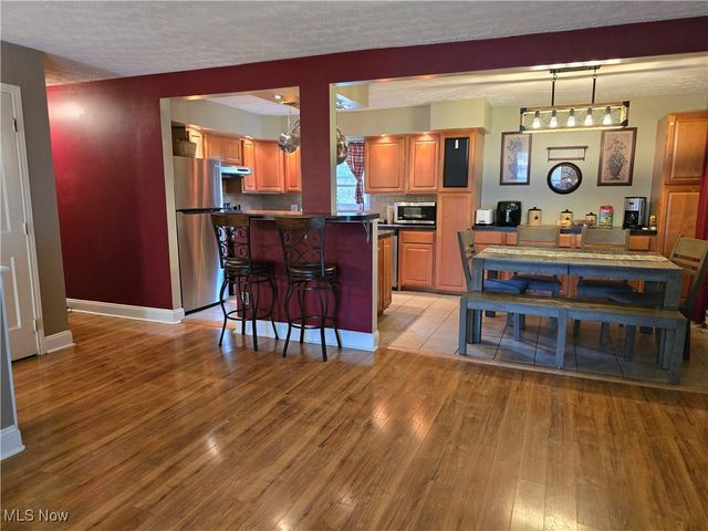 11162 Northwood Avenue NE, Bolivar, OH 44612