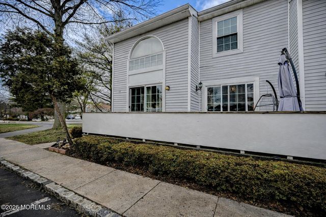 22 Borelle Square, Parlin, NJ 08859