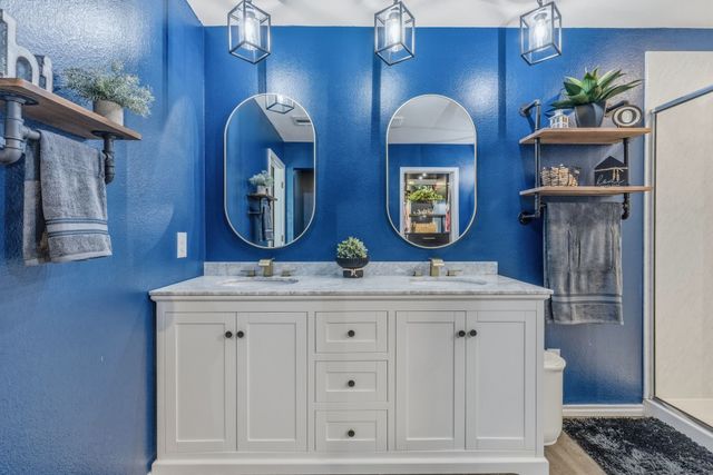113 Stovall Lane, Caddo Mills, TX 75135