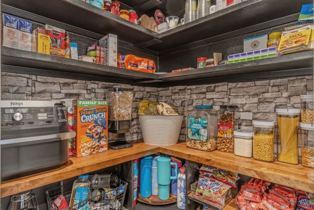 113 Stovall Lane, Caddo Mills, TX 75135