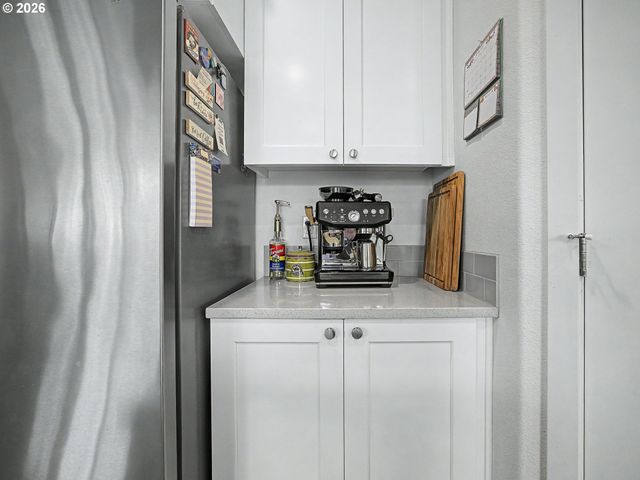 245 Ne HILL Way, Estacada, OR 97023