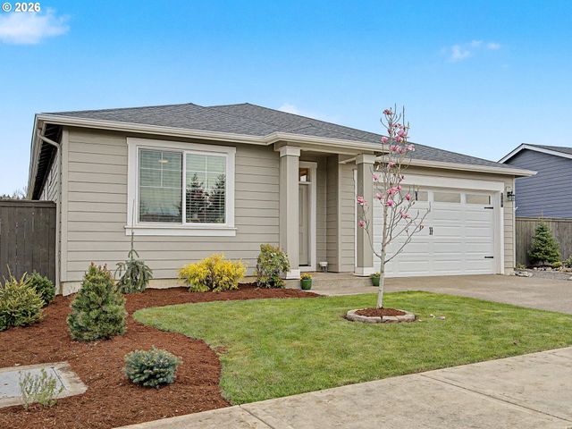 245 Ne HILL Way, Estacada, OR 97023