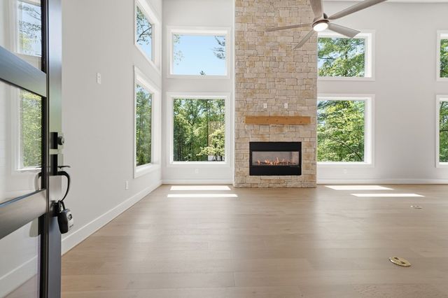 235 Fern Drive, Ellijay, GA 30540