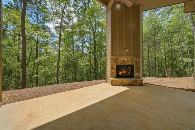 235 Fern Drive, Ellijay, GA 30540