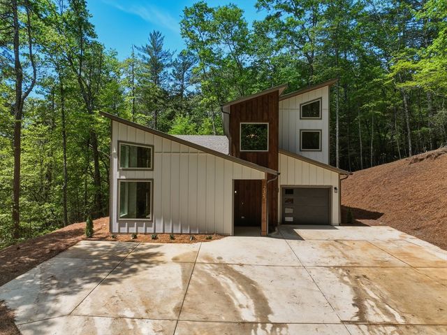 235 Fern Drive, Ellijay, GA 30540