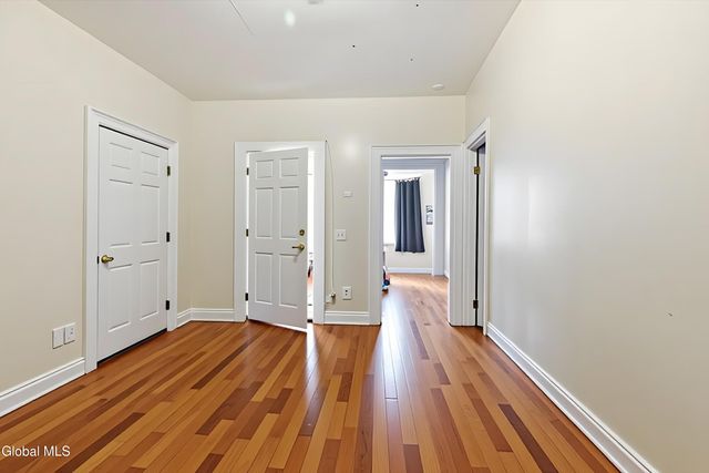 52 Park Avenue, Albany, NY 12202