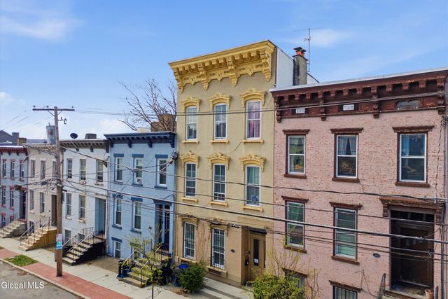 52 Park Avenue, Albany, NY 12202