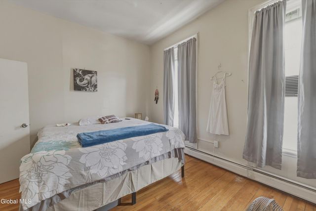 52 Park Avenue, Albany, NY 12202