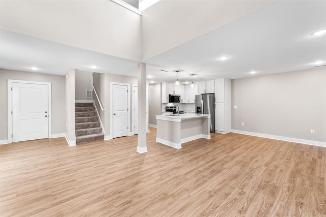 2755 Amelia Lane, Salina, KS 67401