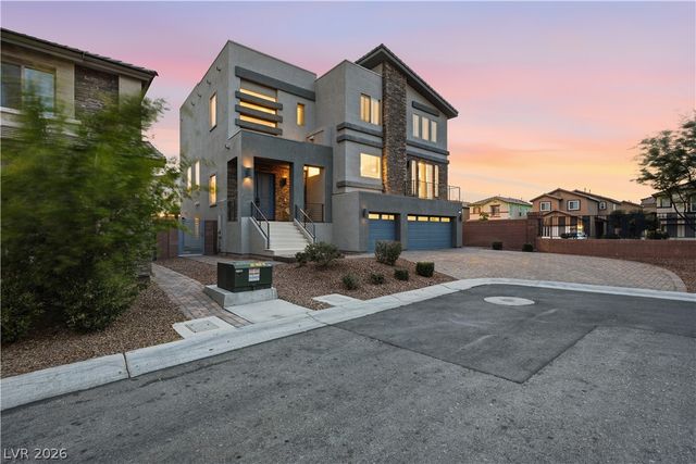 8609 Calla Lily Court, Las Vegas, NV 89139