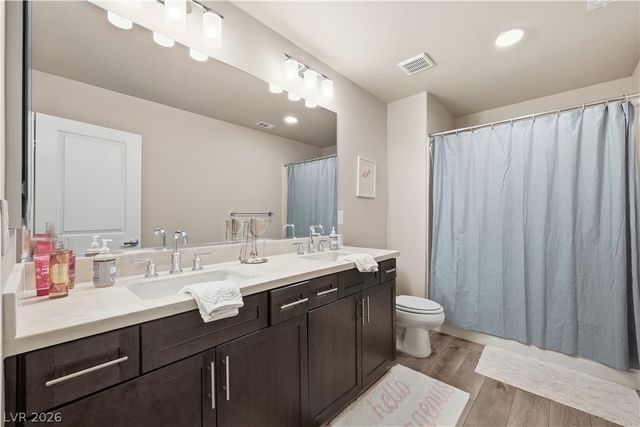 8609 Calla Lily Court, Las Vegas, NV 89139