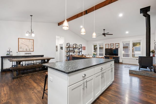 56253 Marsh Hawk Road, Bend, OR 97707