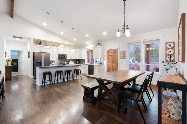 56253 Marsh Hawk Road, Bend, OR 97707