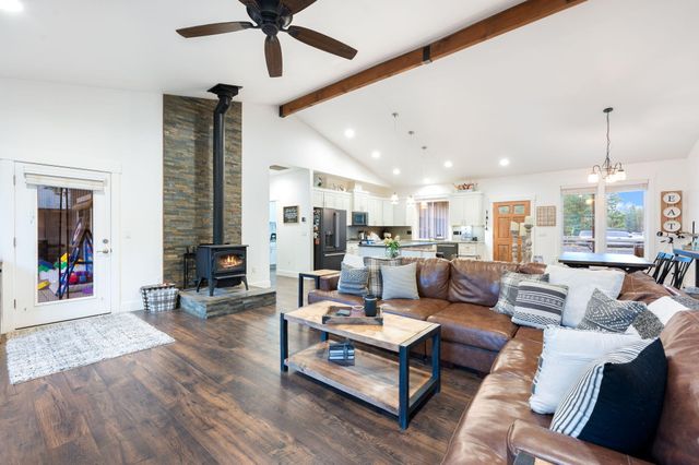 56253 Marsh Hawk Road, Bend, OR 97707