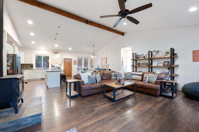 56253 Marsh Hawk Road, Bend, OR 97707