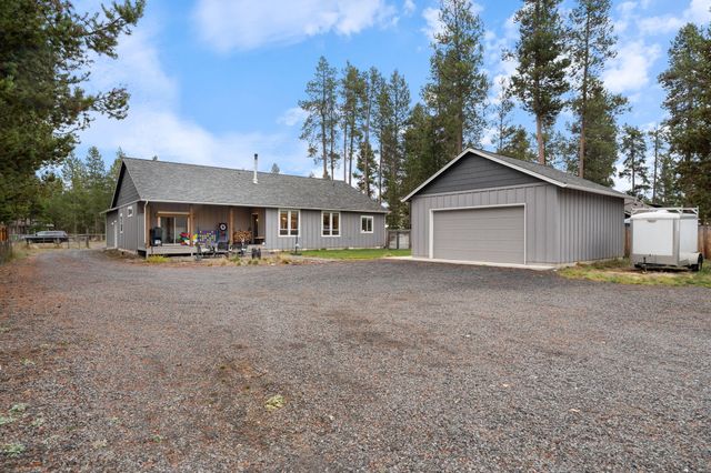 56253 Marsh Hawk Road, Bend, OR 97707