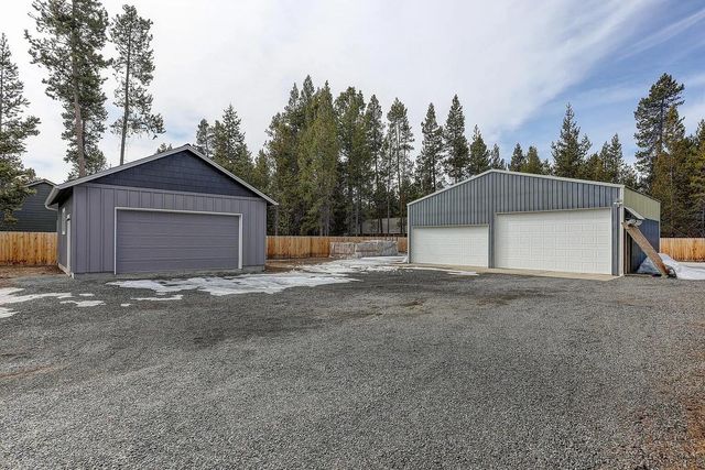 56253 Marsh Hawk Road, Bend, OR 97707