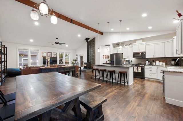 56253 Marsh Hawk Road, Bend, OR 97707