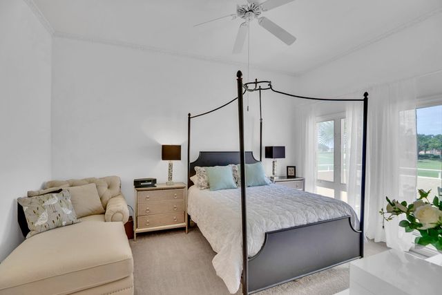 5020 Harmony Circle 201, Vero Beach, FL 32967