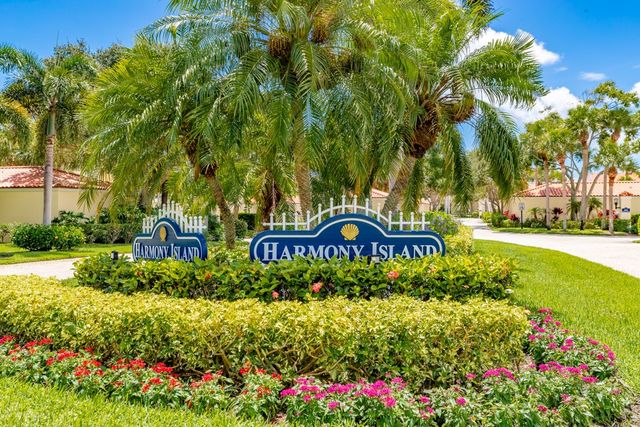 5020 Harmony Circle 201, Vero Beach, FL 32967