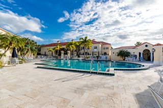 5020 Harmony Circle 201, Vero Beach, FL 32967