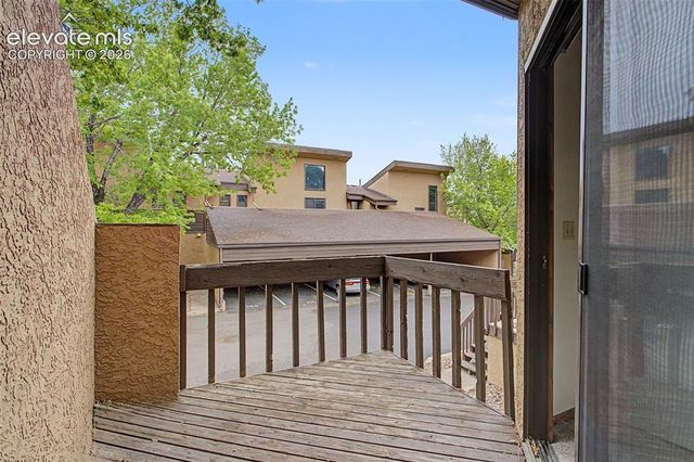 869 Pebblewood Drive, Colorado Springs, CO 80919