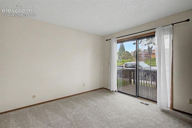 869 Pebblewood Drive, Colorado Springs, CO 80919