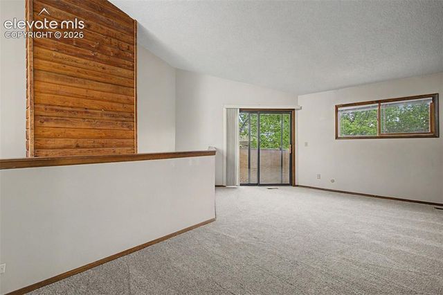 869 Pebblewood Drive, Colorado Springs, CO 80919