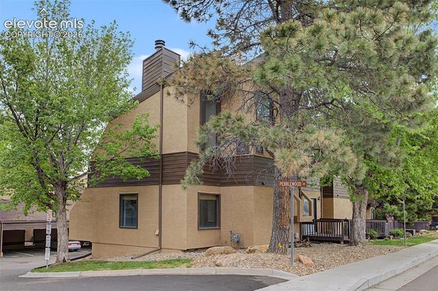 869 Pebblewood Drive, Colorado Springs, CO 80919