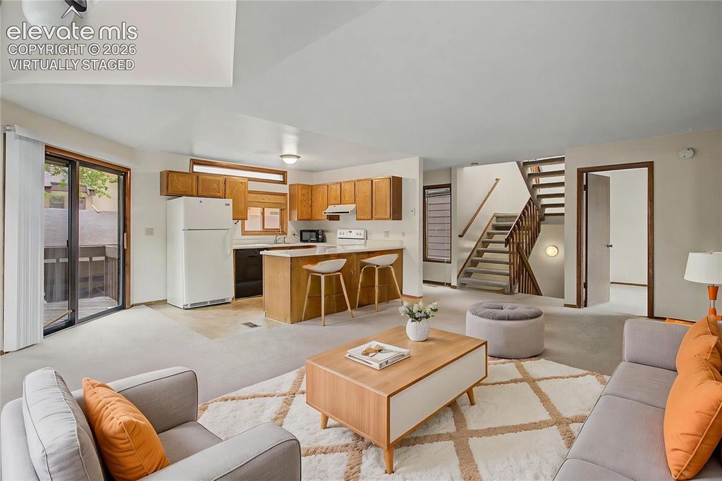 869 Pebblewood Drive, Colorado Springs, CO 80919 — photo 5