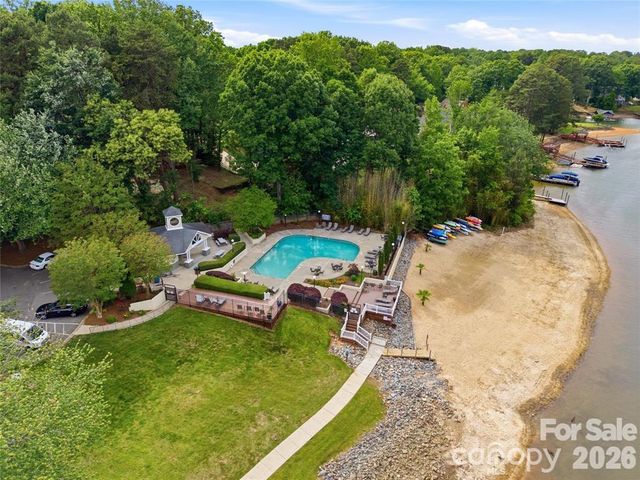19843 Henderson Road K, Cornelius, NC 28031