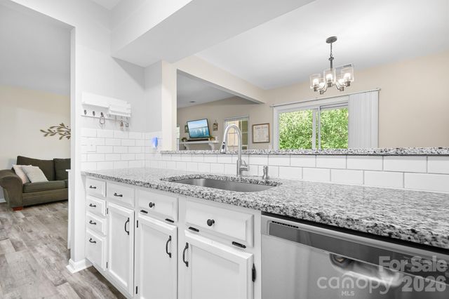 19843 Henderson Road K, Cornelius, NC 28031