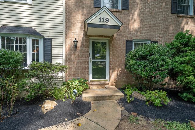 119 MAGGIES LN, Downingtown, PA 19335