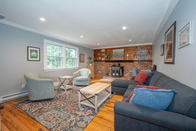 119 MAGGIES LN, Downingtown, PA 19335
