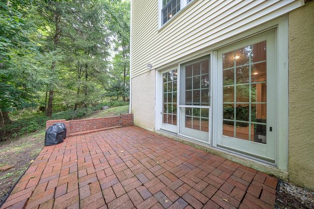 119 MAGGIES LN, Downingtown, PA 19335