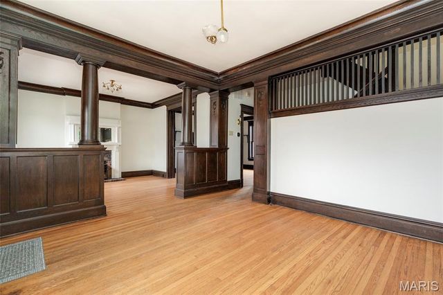 6170 McPherson Avenue, St Louis, MO 63112