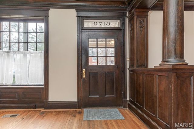 6170 McPherson Avenue, St Louis, MO 63112