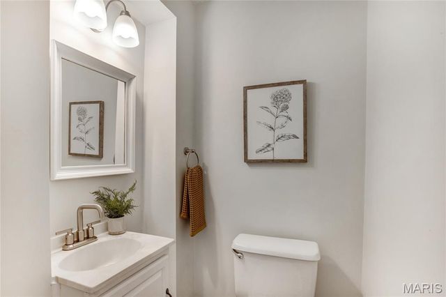 6170 McPherson Avenue, St Louis, MO 63112