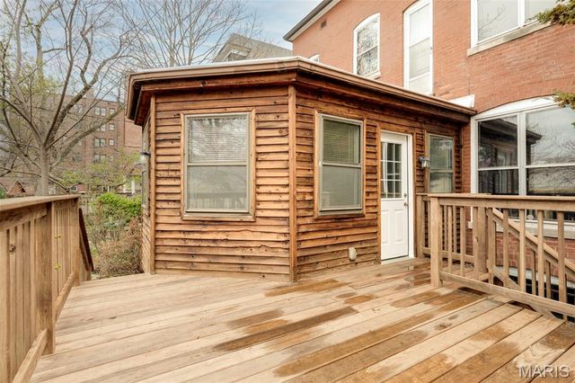 6170 McPherson Avenue, St Louis, MO 63112