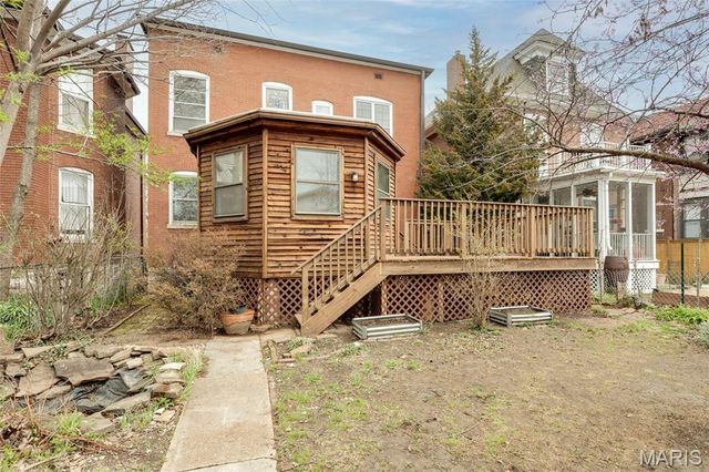 6170 McPherson Avenue, St Louis, MO 63112